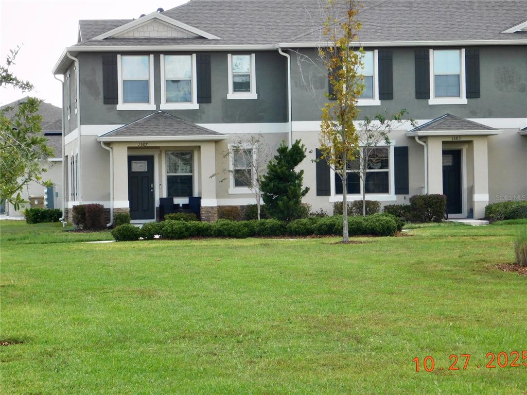 1587 Candlefire Row Kissimmee, FL 34744 - Photo 1 of 51