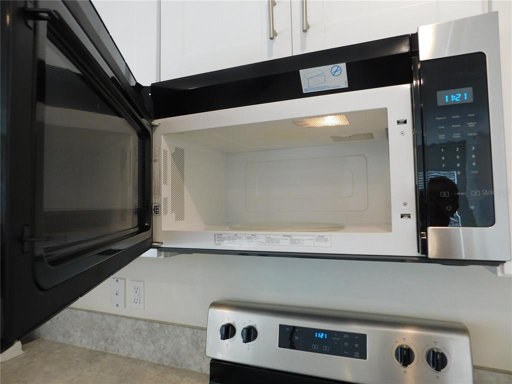 1587 Candlefire Row Kissimmee, FL 34744 - Photo 28 of 51