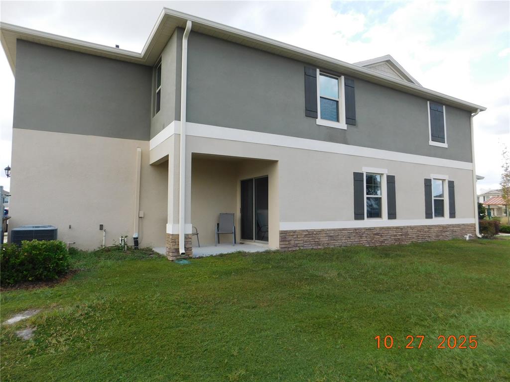 1587 Candlefire Row Kissimmee, FL 34744 - Photo 5 of 51