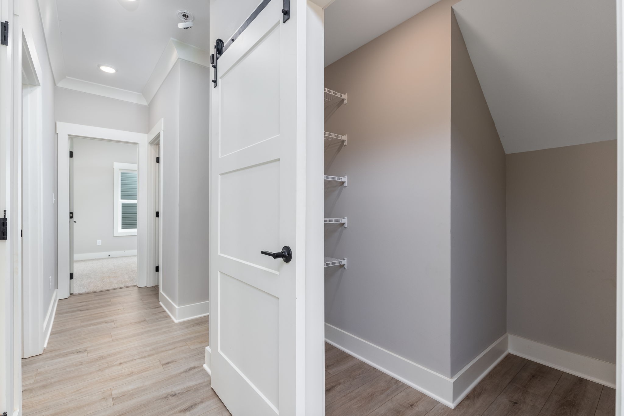 7147 Running Deer Road Knoxville, TN 37920 - Photo 14 of 34 Gallery Image 14