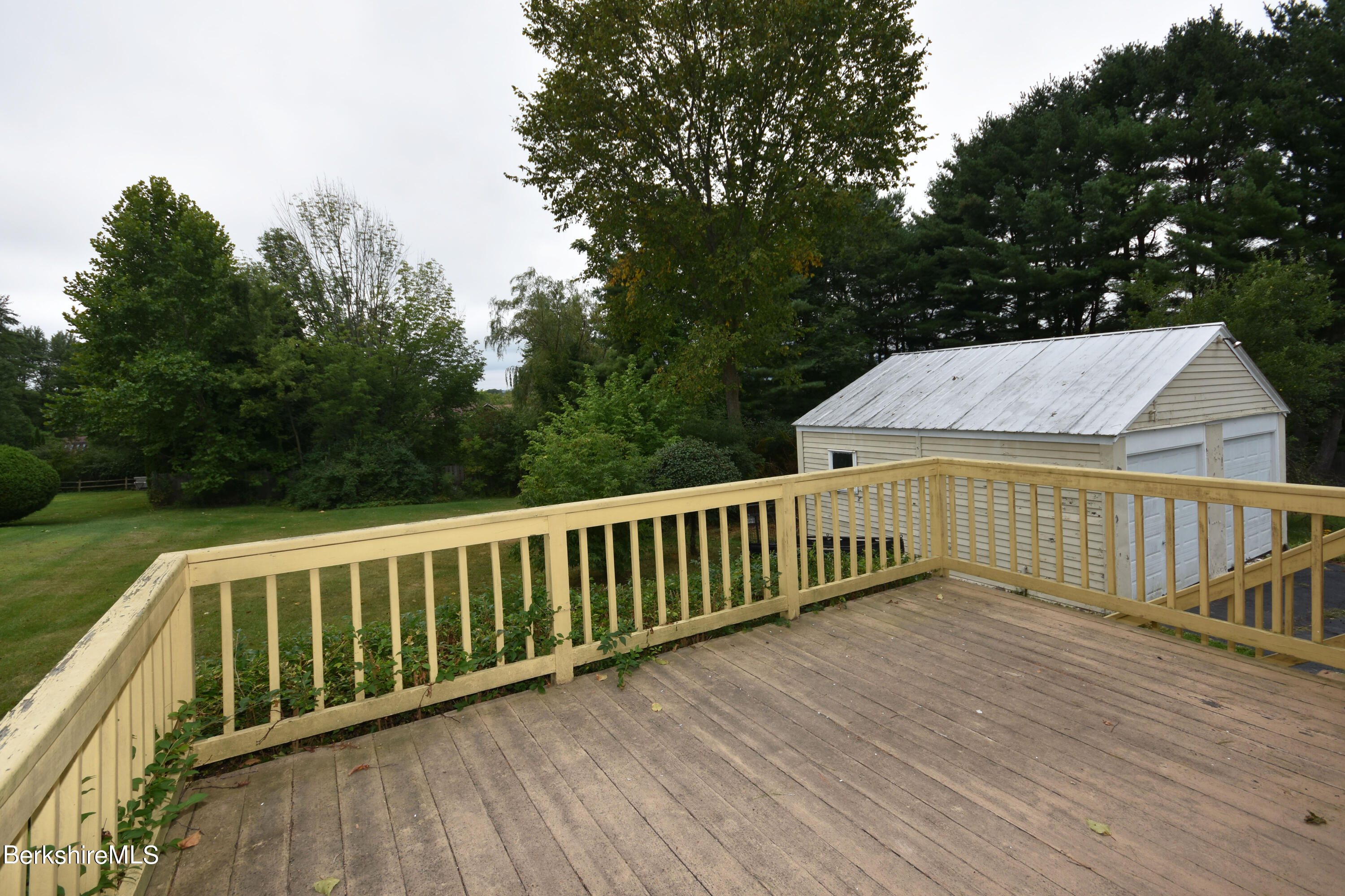35 Melbourne Road Pittsfield, MA 01201 - Photo 35 of 36 Exterior