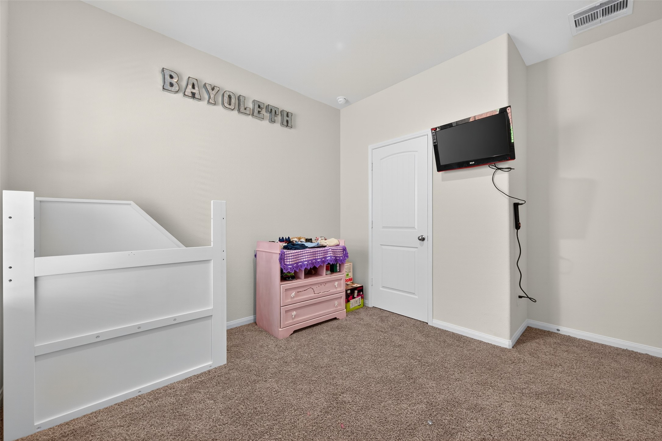 7615 Nevaeh Crest Path Houston, TX 77016 - Photo 33 of 37 a utility room with dryer and washer