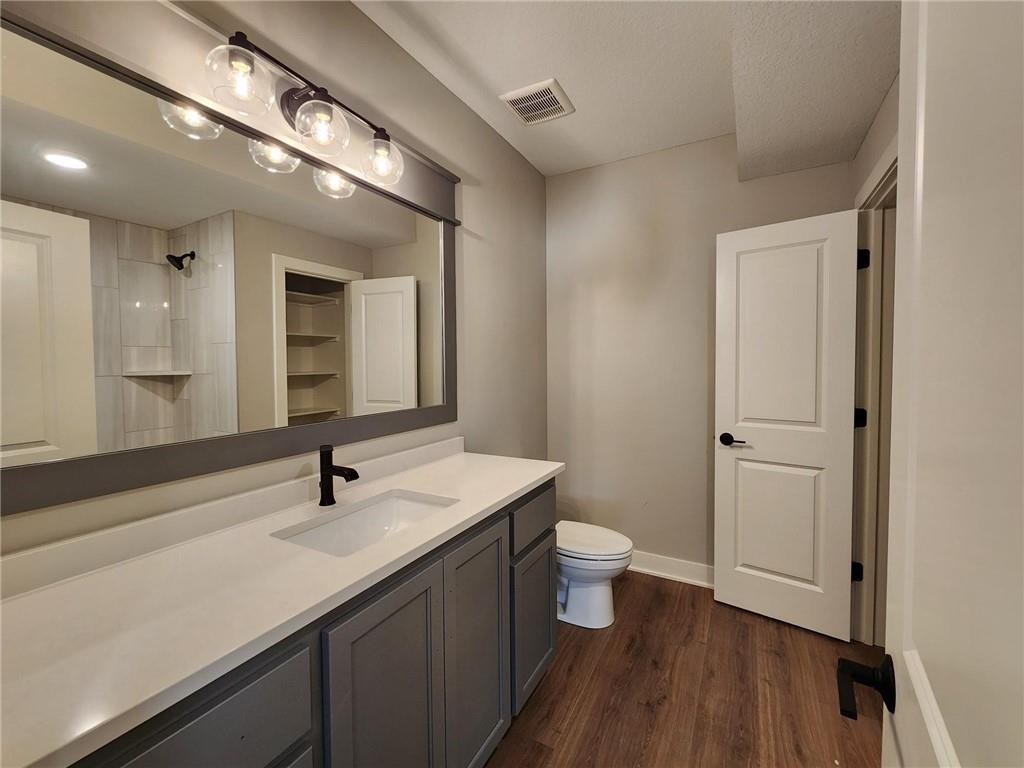 11532 South Olathe Vw Road Olathe, KS 66061 - Photo 22 of 54