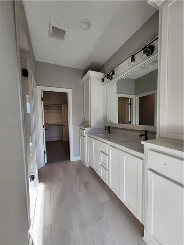 $647,725 | 11532 South Olathe Vw Road, Olathe, KS 66061