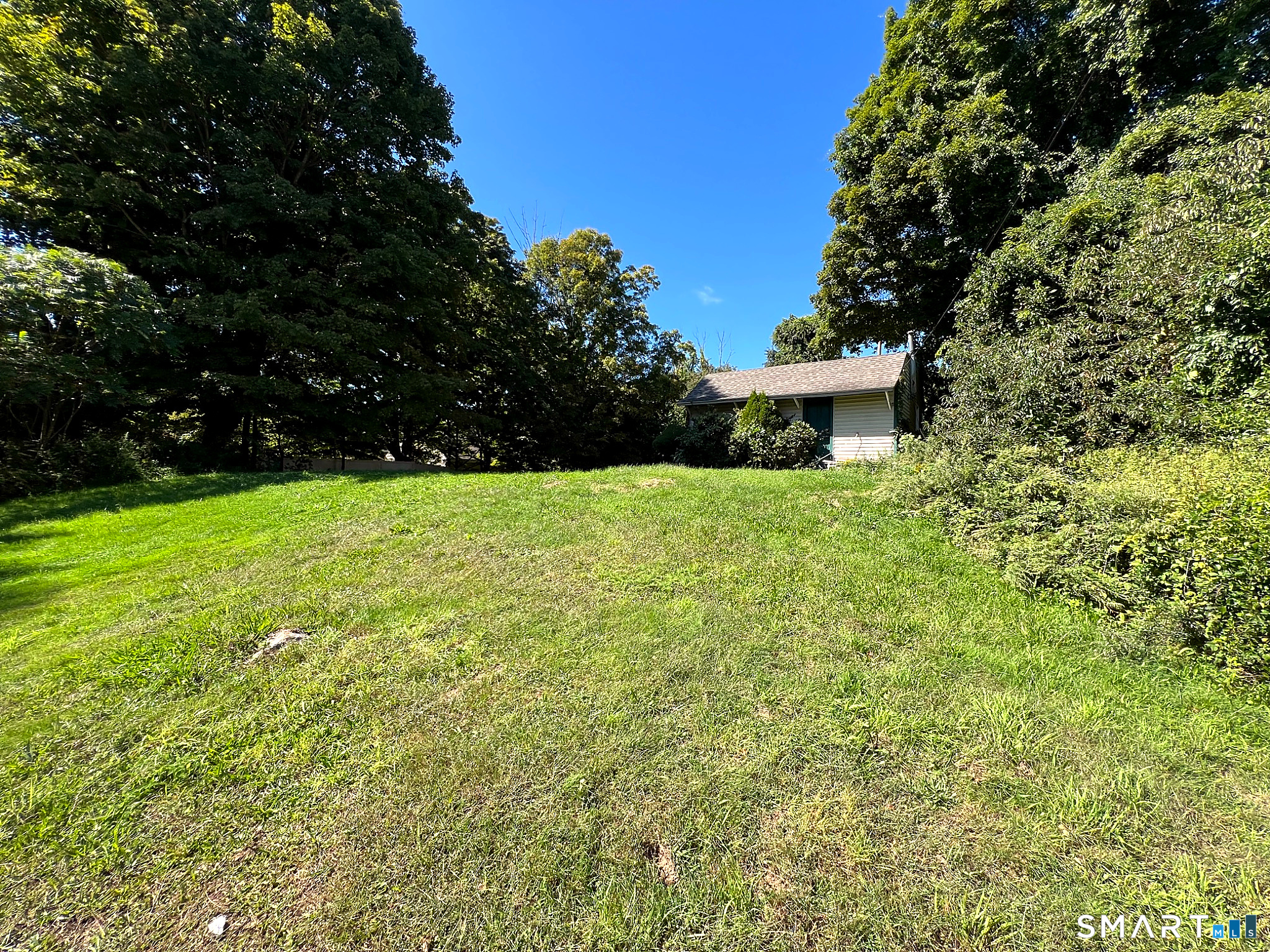 96 Huntingtown Road Newtown, CT 06470 - Photo 8 of 9 Gallery Image 8