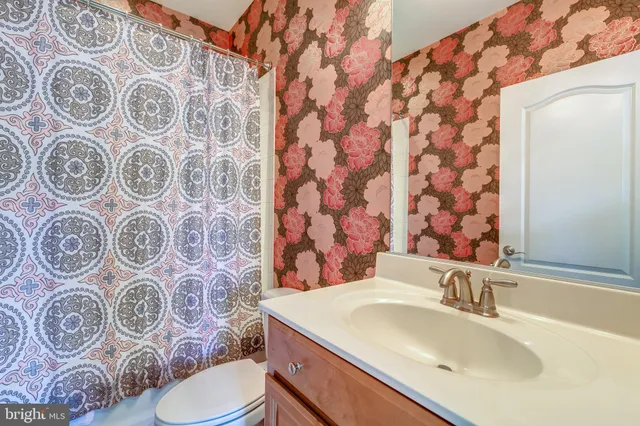 $1,299,900 | 3883 Billberry Drive, Fairfax, VA 22033