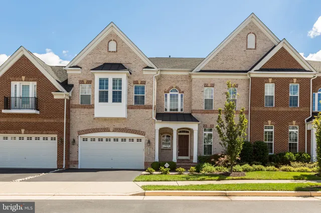 $1,299,900 | 3883 Billberry Drive, Fairfax, VA 22033