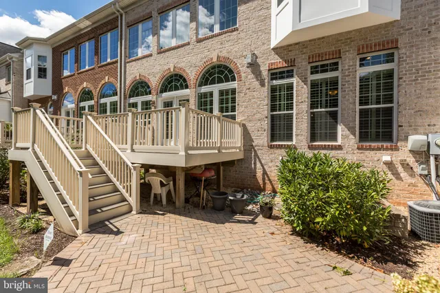 $1,299,900 | 3883 Billberry Drive, Fairfax, VA 22033