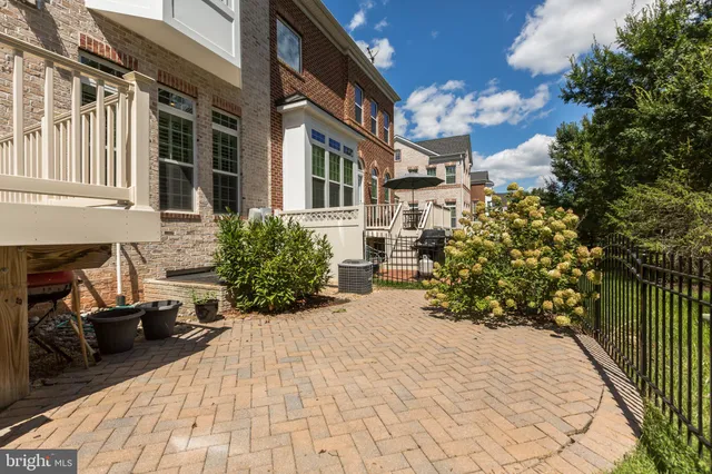 $1,299,900 | 3883 Billberry Drive, Fairfax, VA 22033