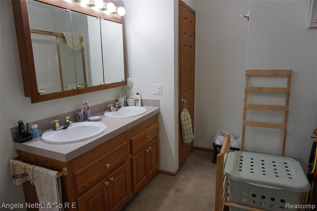 50428 Bog Road Belleville, MI 48111 - Photo 29 of 34