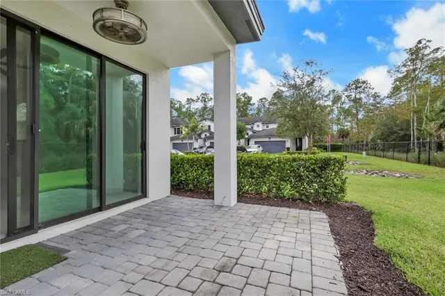 $448,000 | 7501 Carnegie Way, Naples, FL 34119