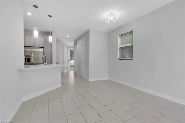 $448,000 | 7501 Carnegie Way, Naples, FL 34119