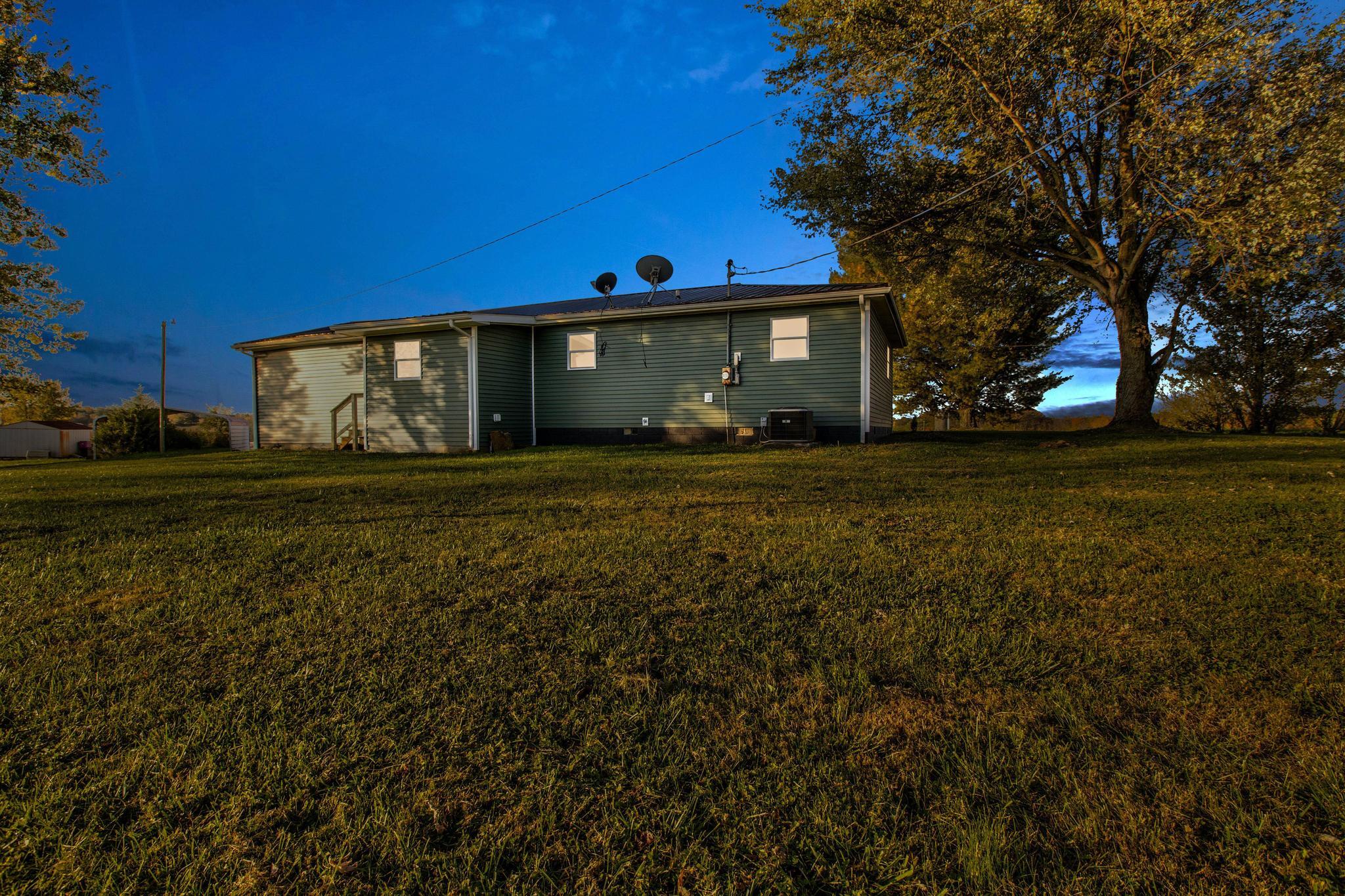 2800 Fox Road Jeffersonville, KY 40337 - Photo 24 of 28 PWM20013_4_5 copy