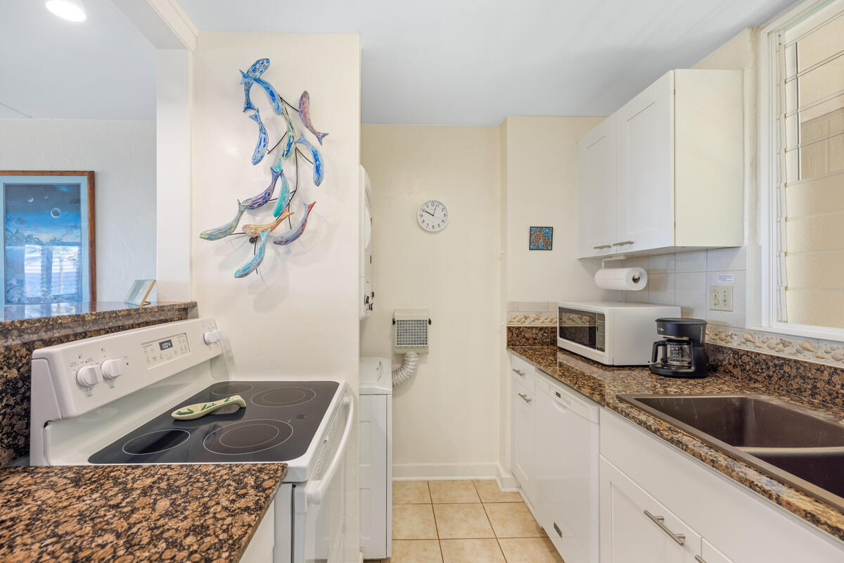 1763 Pe'e Road, Unit 304 Koloa, HI 96756 - Photo 15 of 30