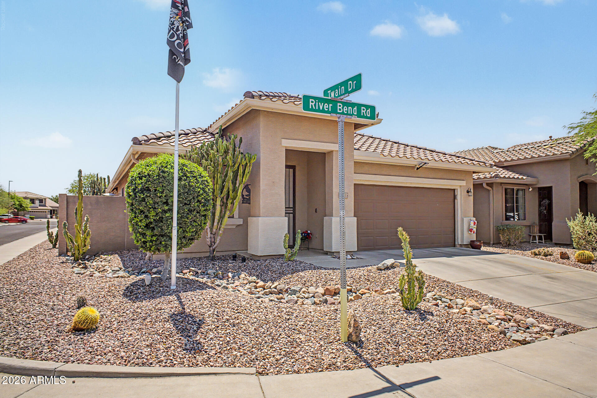 40013 North River Bend Road Anthem, AZ 85086 - Photo 6 of 47