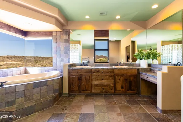 $1,750,000 | 14426 North Vista Del Oro, Fort McDowell, AZ 85264