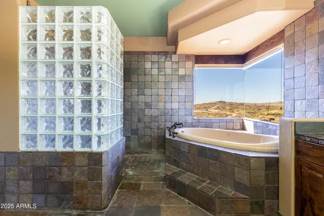 $1,750,000 | 14426 North Vista Del Oro, Fort McDowell, AZ 85264