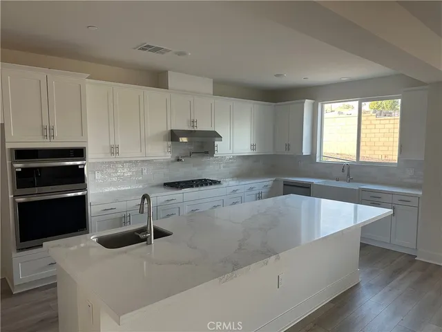 $999,990 | 6079 Saddlehorn Lane, Jurupa Valley, CA 92509