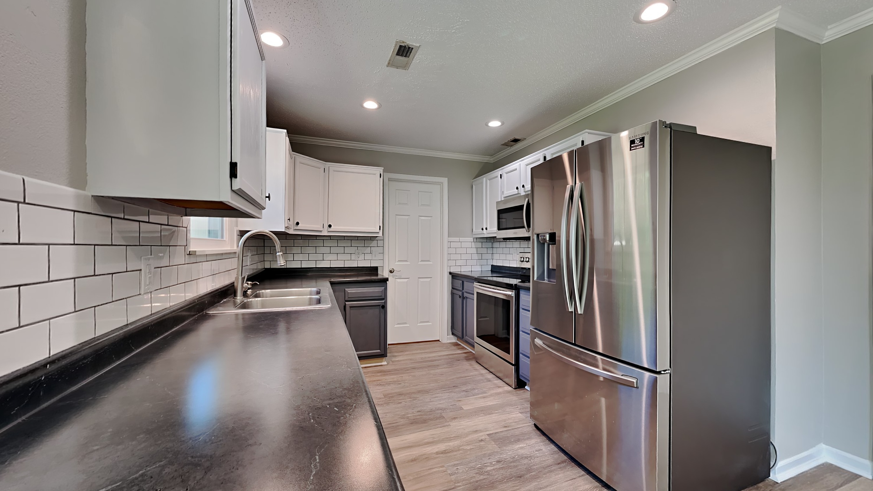 826 Springwater Road Kokomo, IN 46902 - Photo 6 of 15 Gallery Image 6