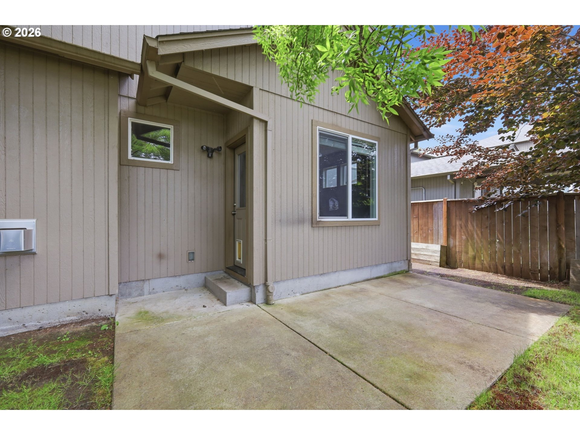 1961 Adelman Loop Eugene, OR 97402 - Photo 31 of 36