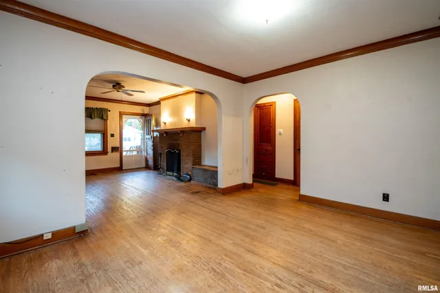 $59,900 | 802 West Gift Avenue, Peoria, IL 61604