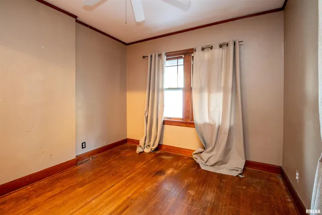 $59,900 | 802 West Gift Avenue, Peoria, IL 61604