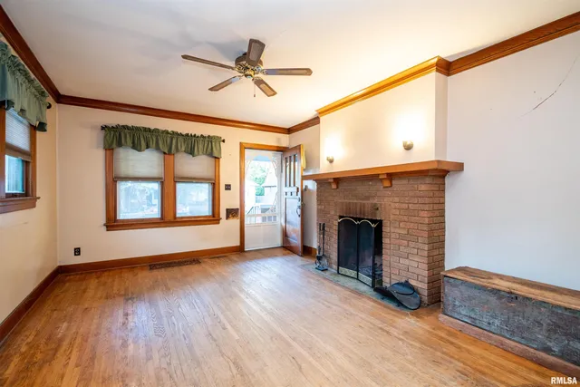 $59,900 | 802 West Gift Avenue, Peoria, IL 61604