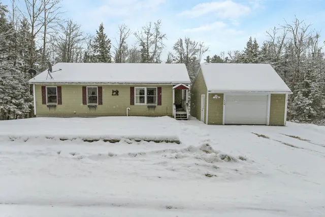$399,000 | 156 Trotting Track Road, Wolfeboro, NH 03894