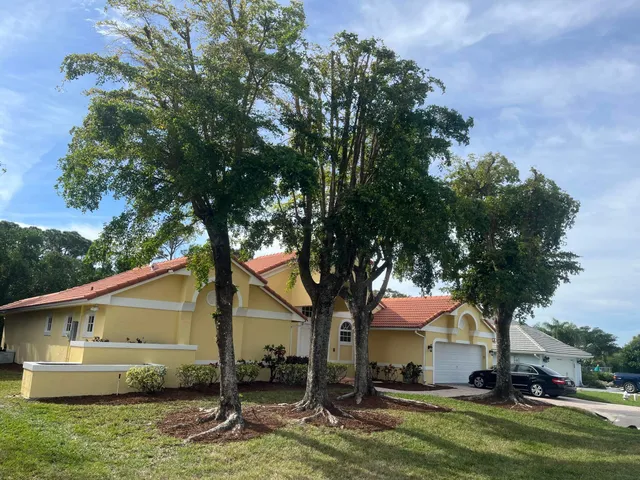 $4,375 | 8805 Southeast Riverfront Terrace, Tequesta, FL 33469