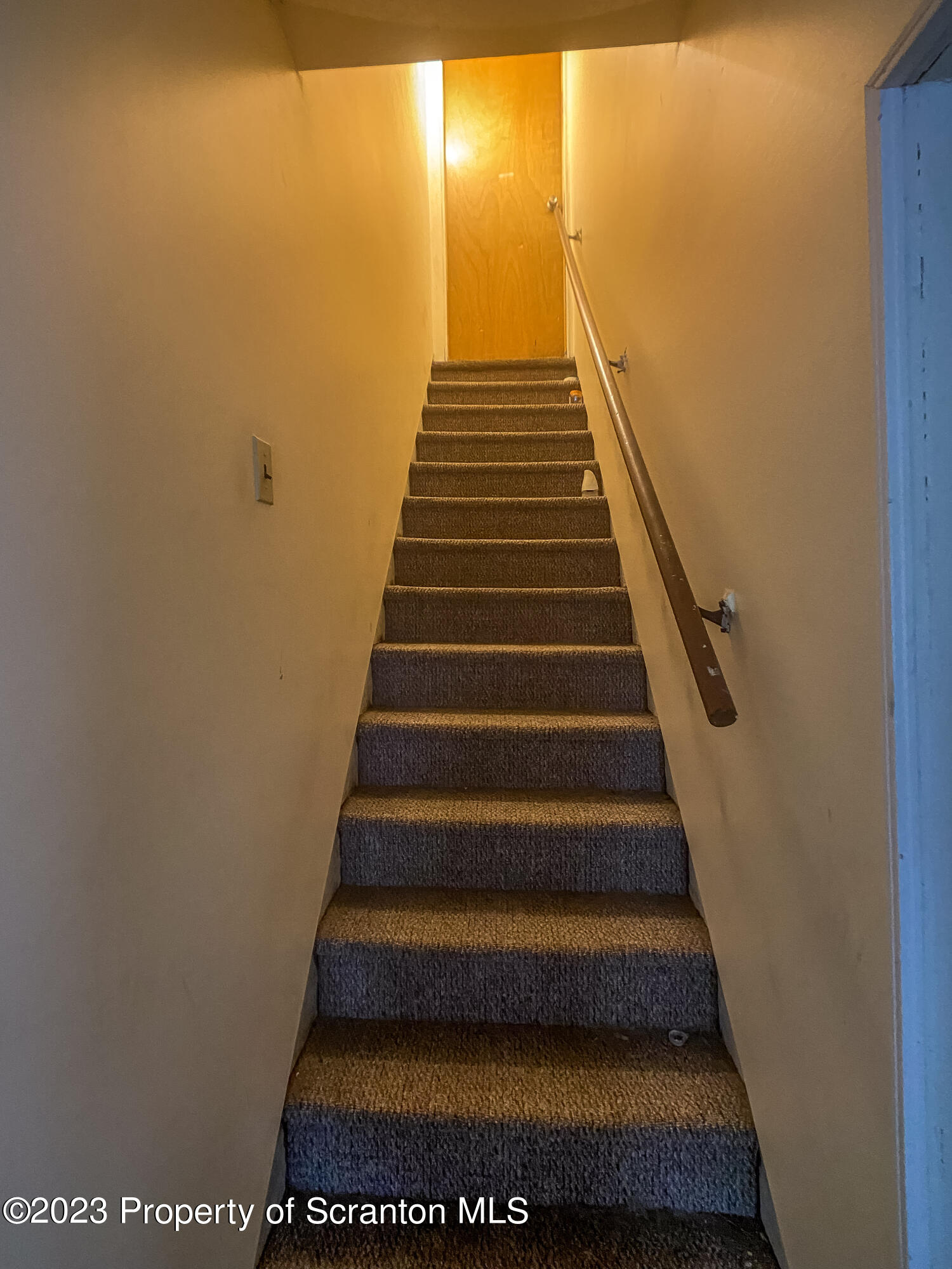 2038 Rigg Street Dunmore, PA 18512 - Photo 8 of 17 a view of entryway