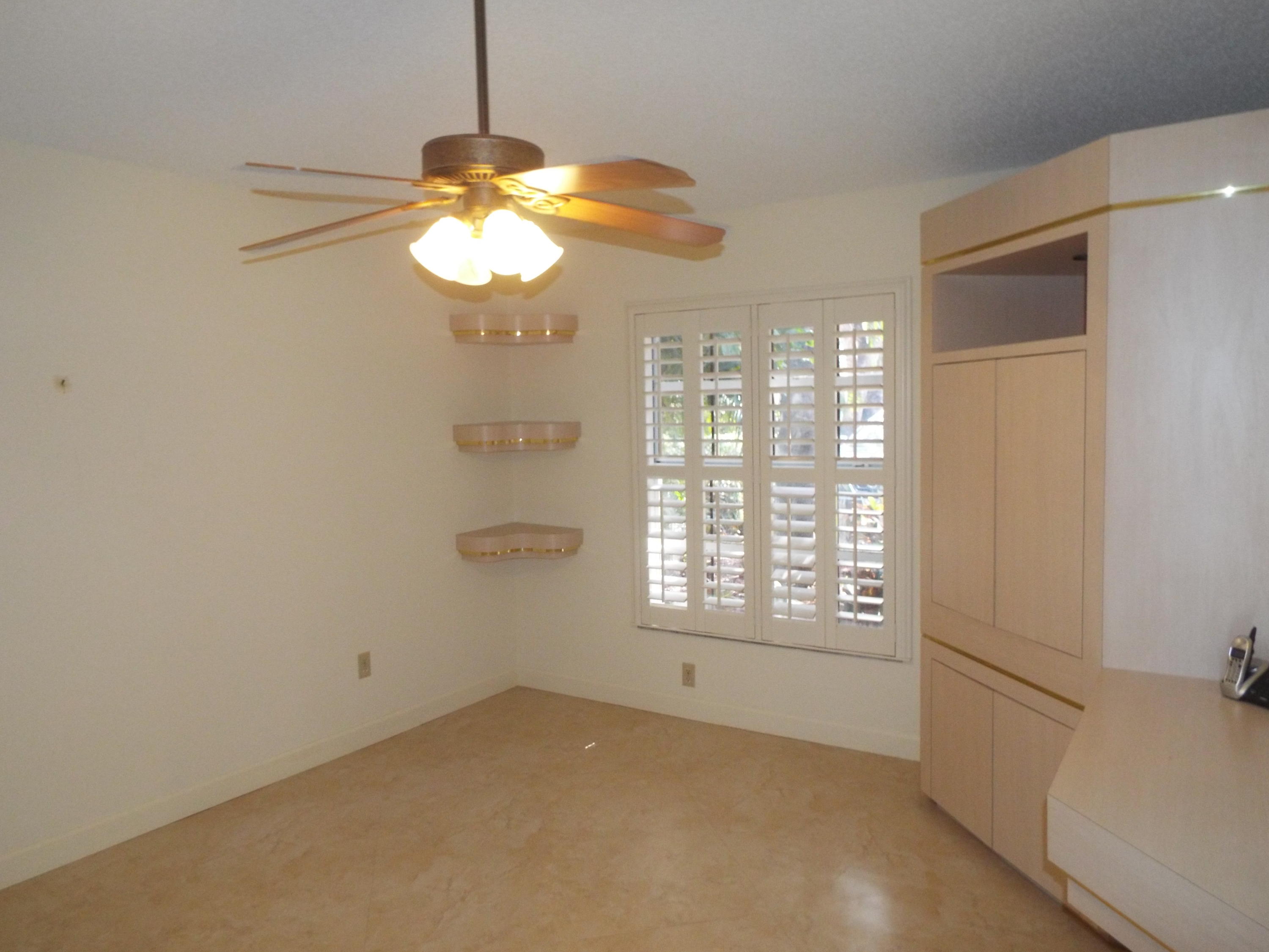7248 Via Palomar Boca Raton, FL 33433 - Photo 11 of 48 Office / Den