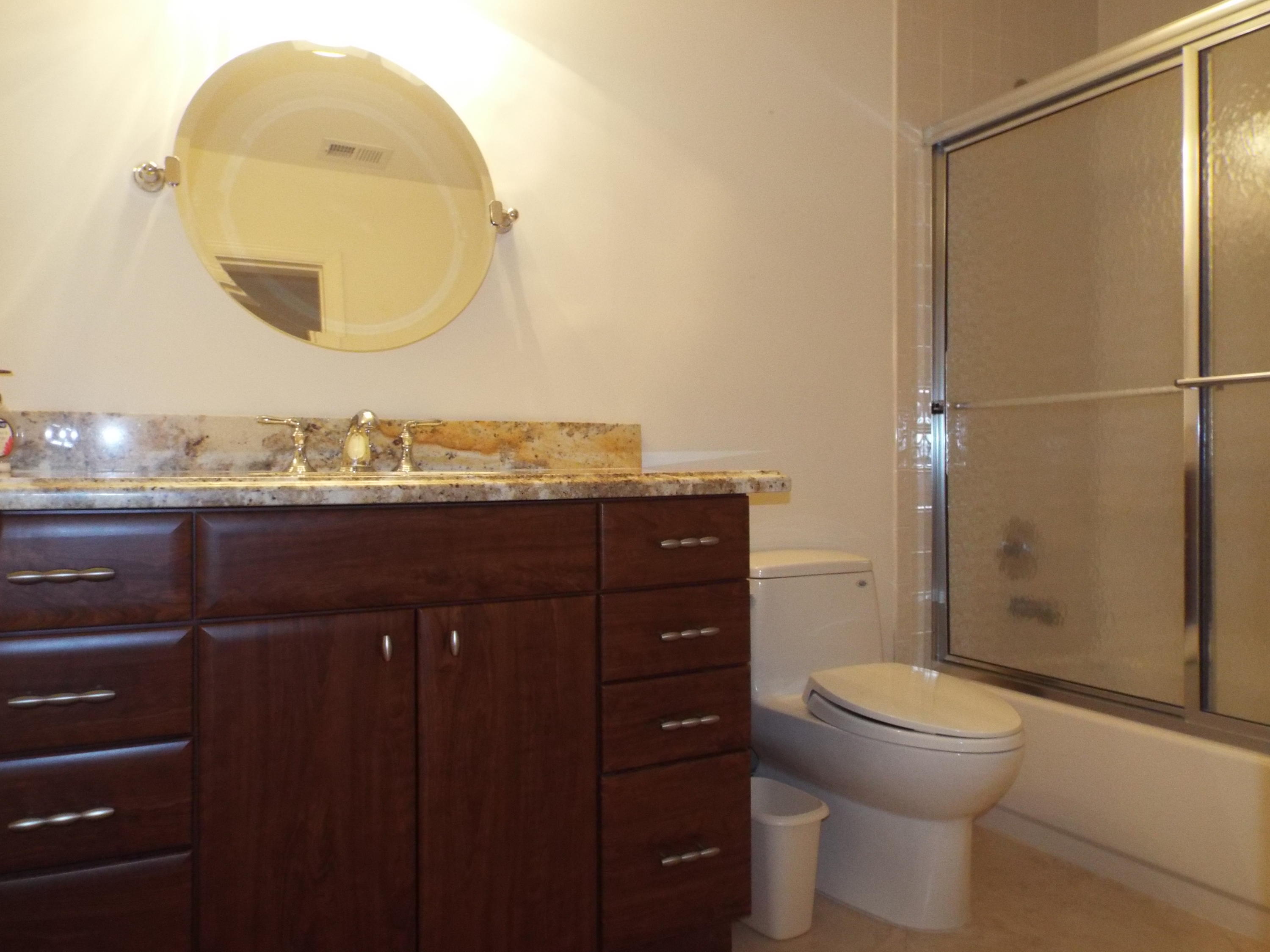 7248 Via Palomar Boca Raton, FL 33433 - Photo 16 of 48 2nd Bathroom