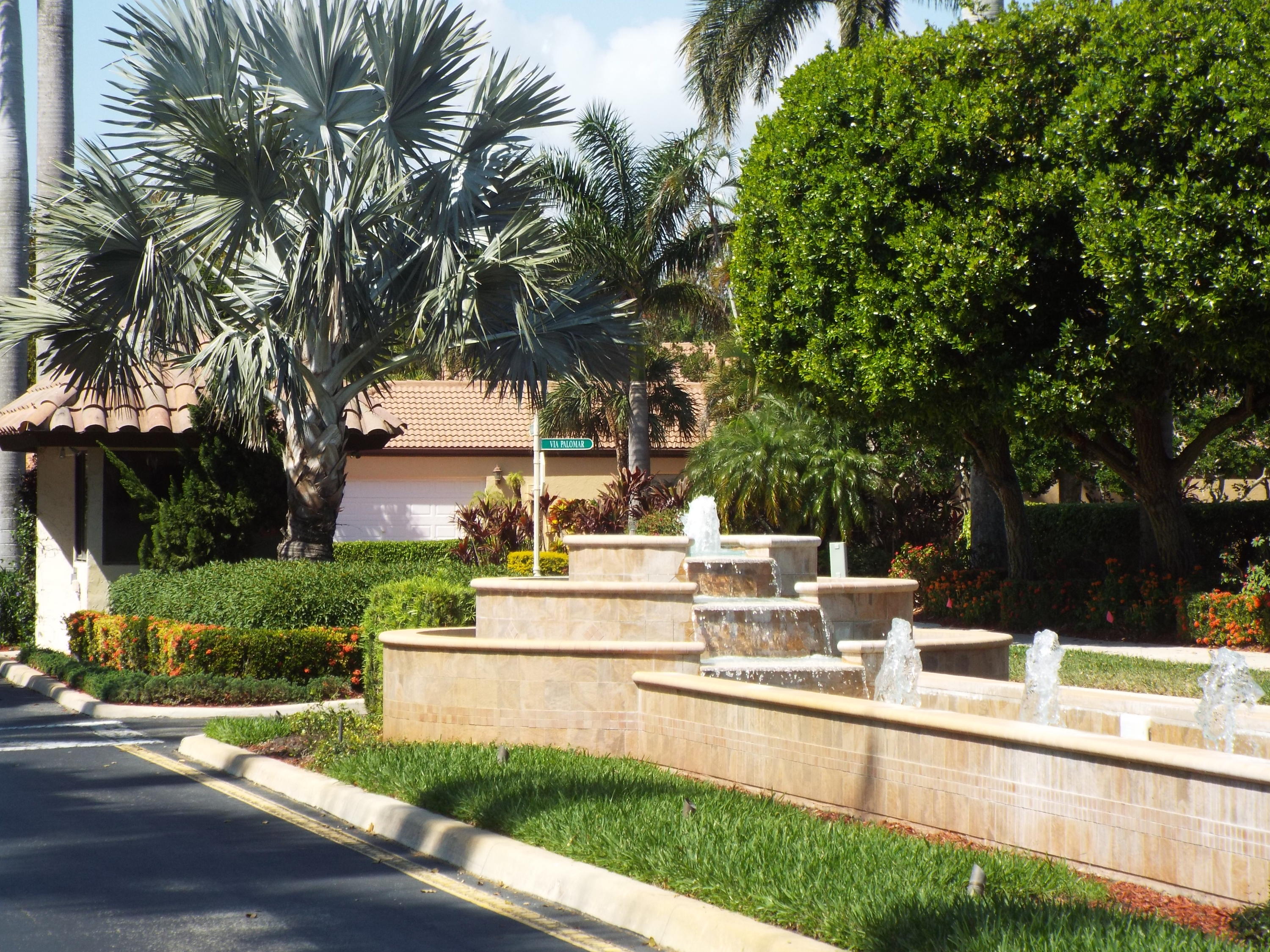 7248 Via Palomar Boca Raton, FL 33433 - Photo 23 of 48 Subdivision Entrance