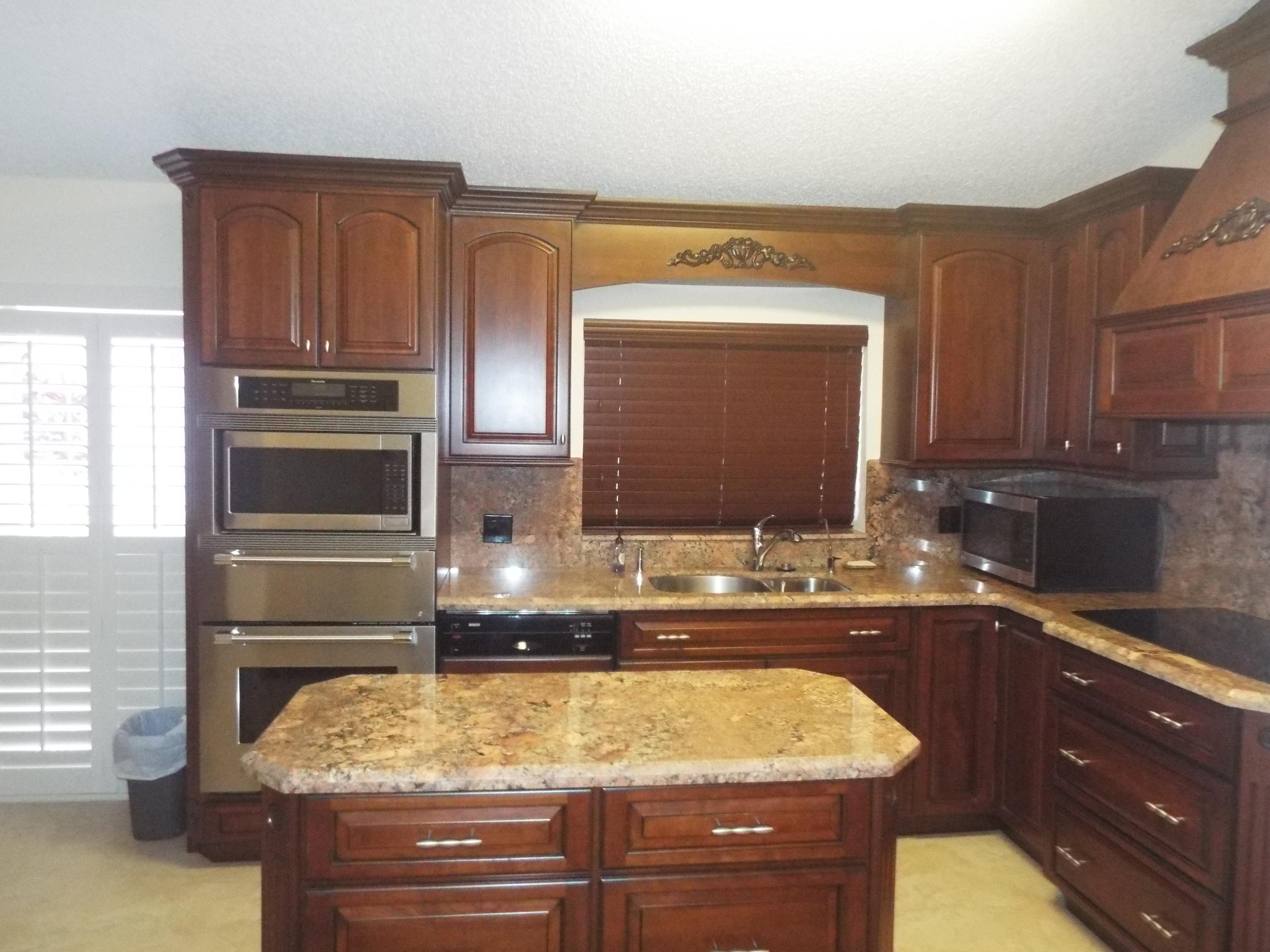 7248 Via Palomar Boca Raton, FL 33433 - Photo 3 of 48 Granite Island