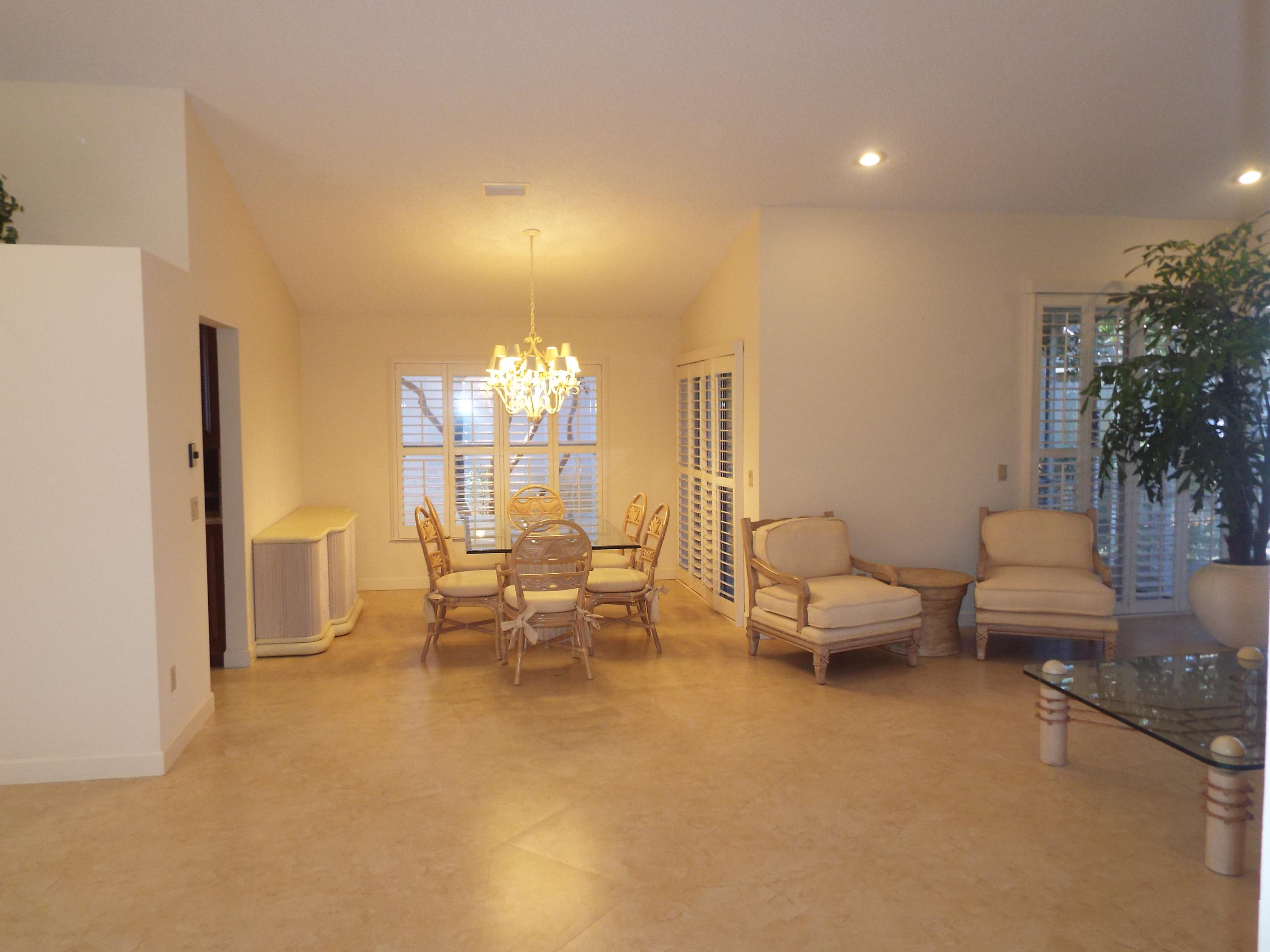 7248 Via Palomar Boca Raton, FL 33433 - Photo 8 of 48 Dining / Living Room