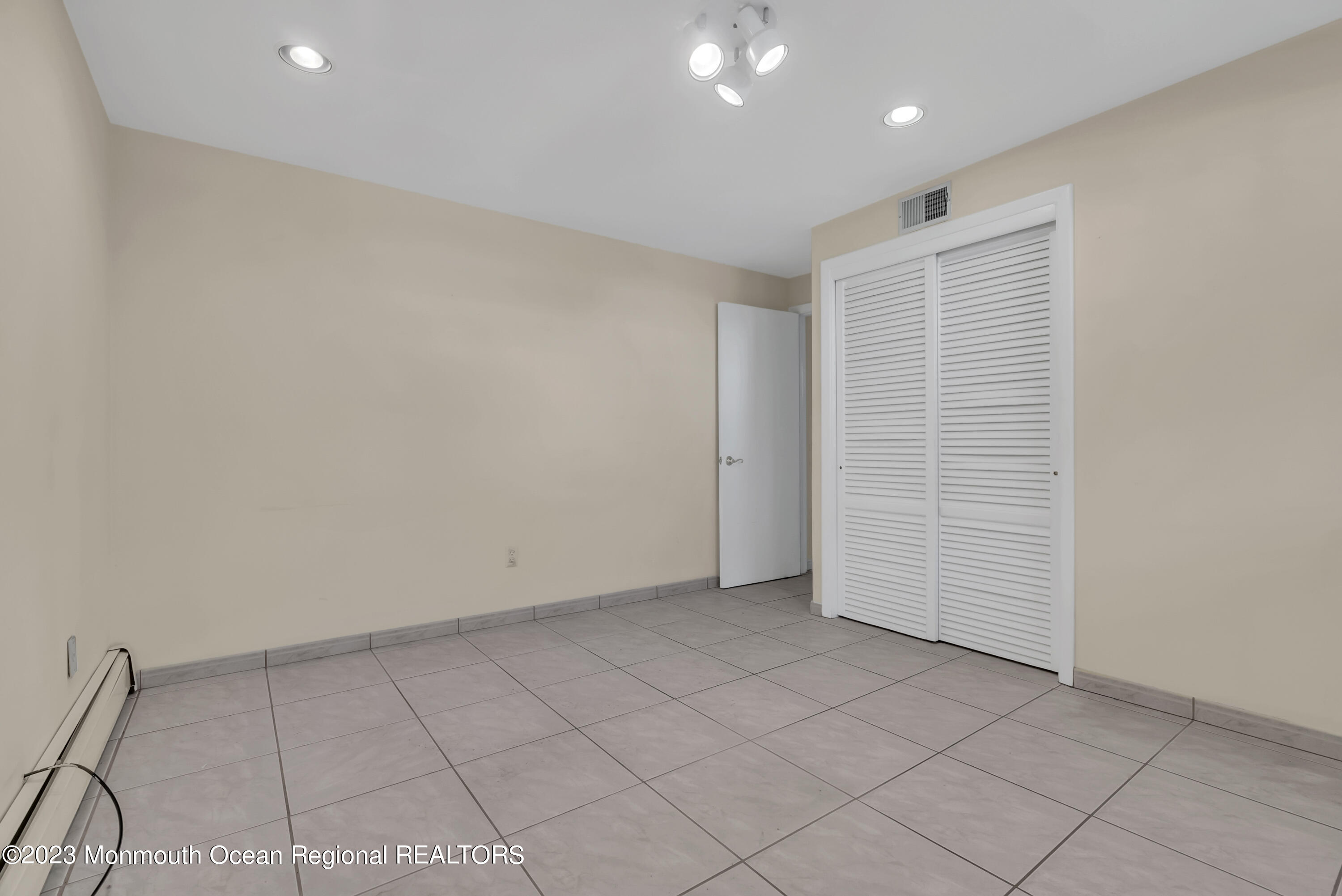 4 Judith Place, Unit WINTER West Long Branch, NJ 07764 - Photo 11 of 50 MJB07294