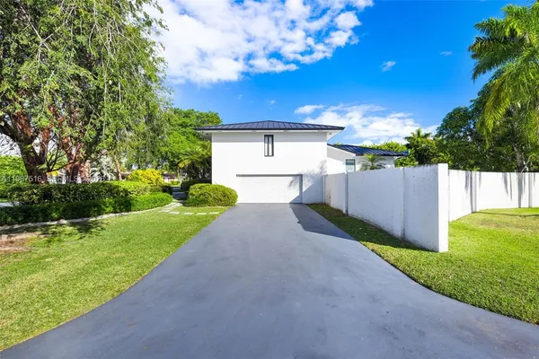 $15,000 | 14615 Southwest 77th Court, Palmetto Bay, FL 33158