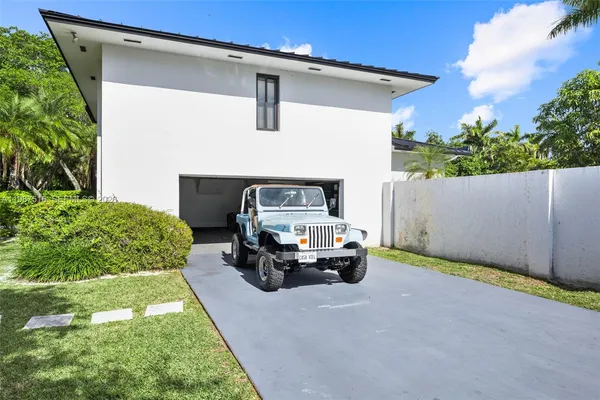 $15,000 | 14615 Southwest 77th Court, Palmetto Bay, FL 33158