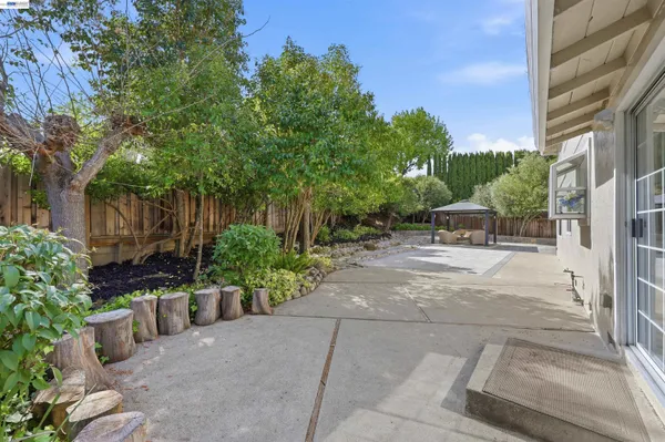 $1,458,000 | 11593 Ladera Court, Dublin, CA 94568