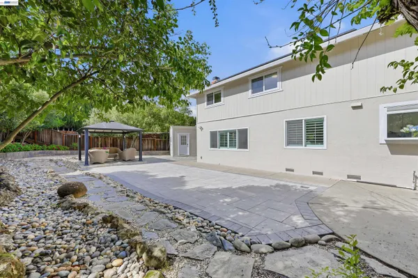 $1,458,000 | 11593 Ladera Court, Dublin, CA 94568
