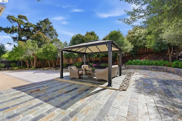 $1,458,000 | 11593 Ladera Court, Dublin, CA 94568