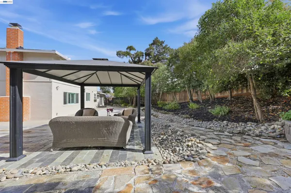 $1,458,000 | 11593 Ladera Court, Dublin, CA 94568
