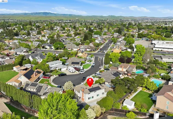 $1,458,000 | 11593 Ladera Court, Dublin, CA 94568