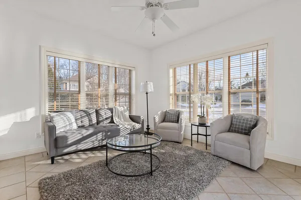 $599,900 | 825 Yorkshire Road, Neenah, WI 54956