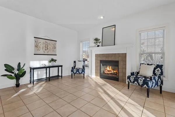 $599,900 | 825 Yorkshire Road, Neenah, WI 54956