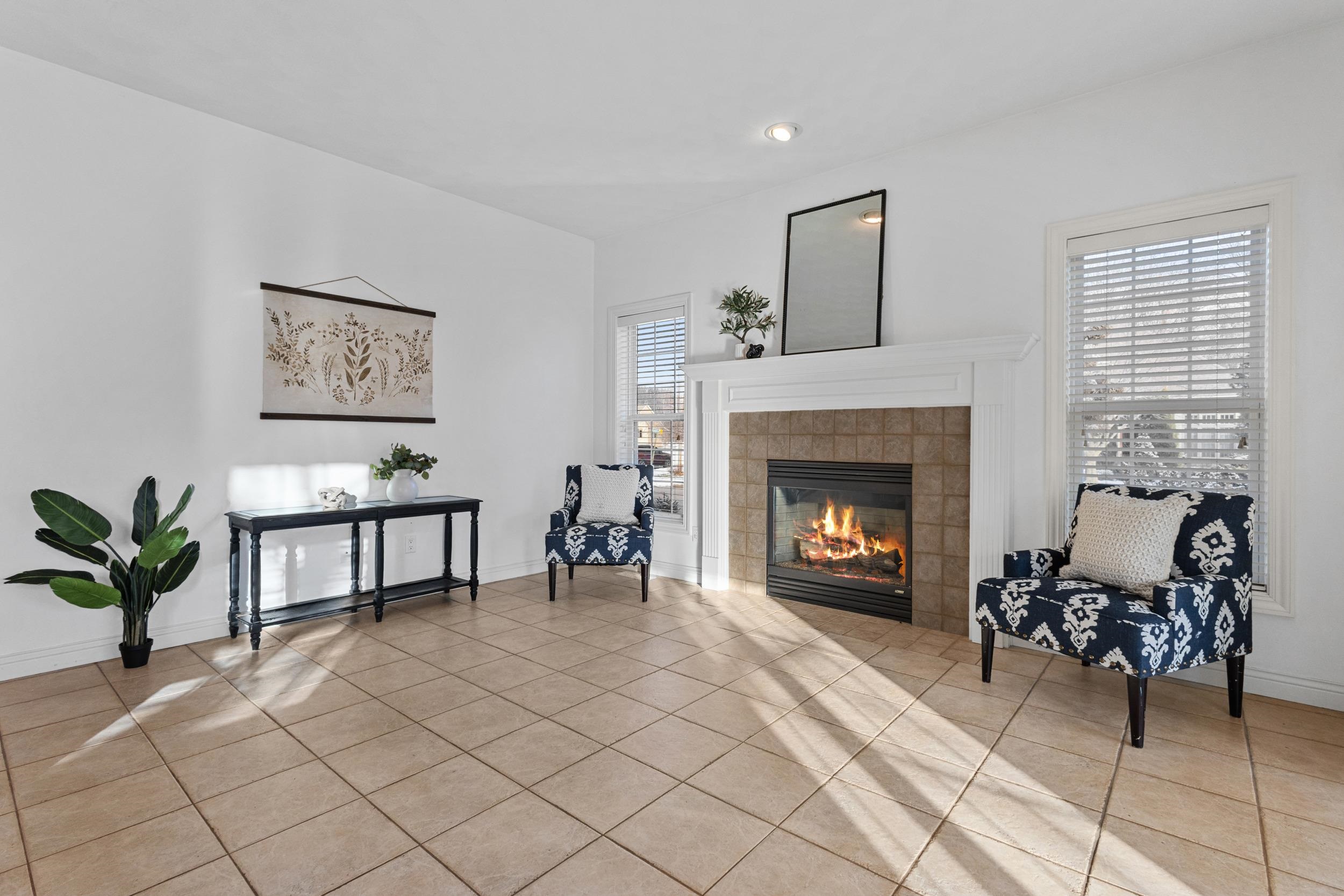 825 Yorkshire Road Neenah, WI 54956 - Photo 20 of 58