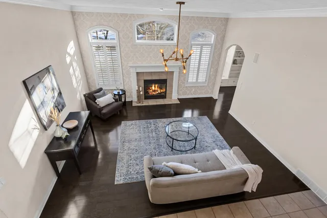 $599,900 | 825 Yorkshire Road, Neenah, WI 54956