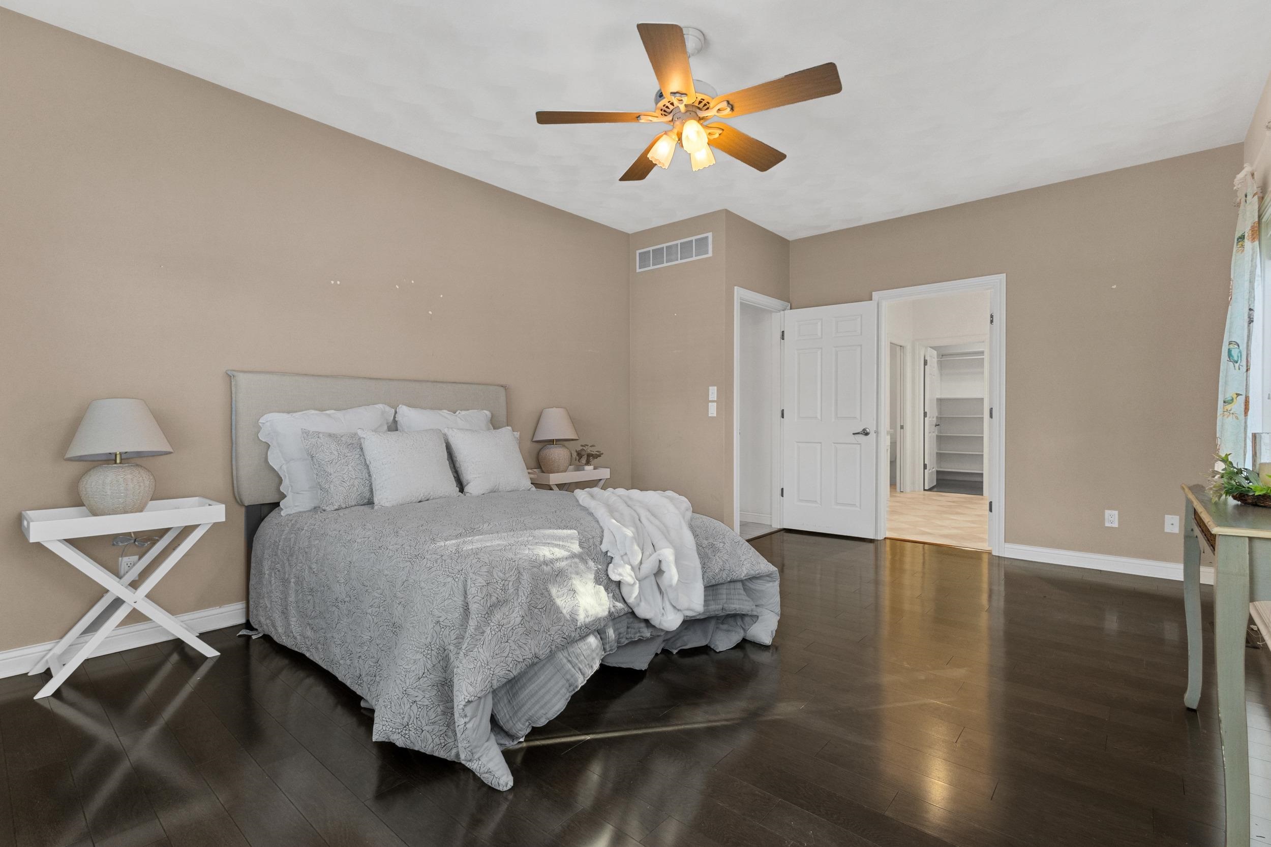 825 Yorkshire Road Neenah, WI 54956 - Photo 28 of 58