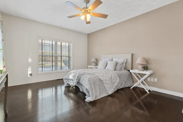 $599,900 | 825 Yorkshire Road, Neenah, WI 54956