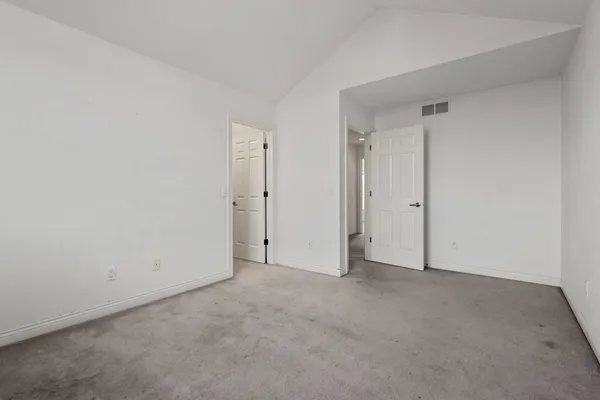 $599,900 | 825 Yorkshire Road, Neenah, WI 54956